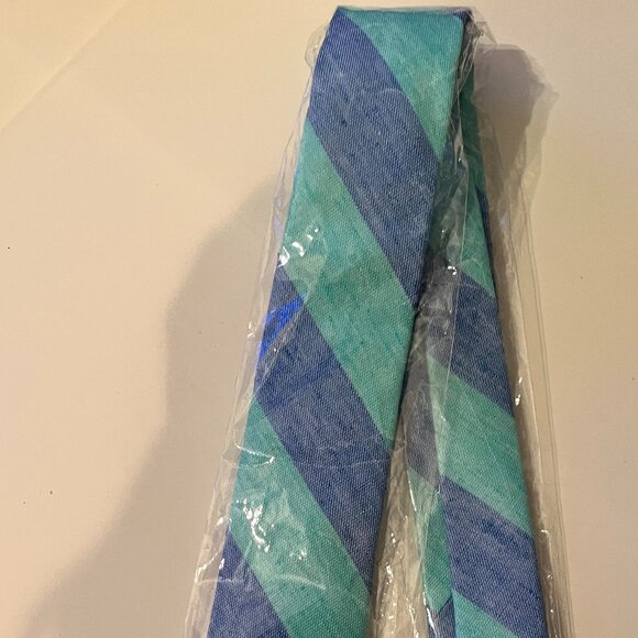 Preppy Crewcuts Tie (nwt) (blue and teal) - Picture 3 of 10
